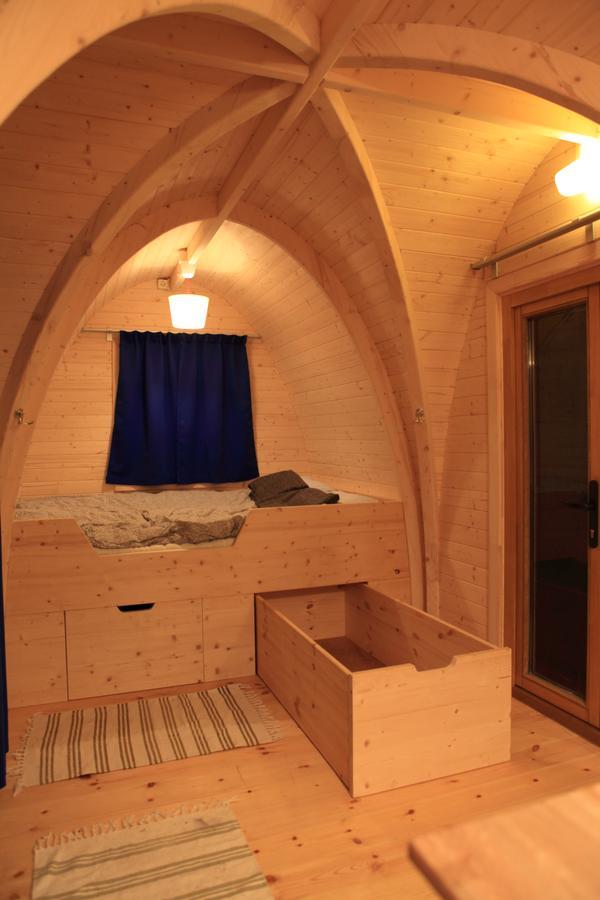 Trekkershut Hotel Jubbega-Schurega Bagian luar foto